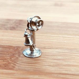 Breloque vintage pour bracelet/téléphone à cornet